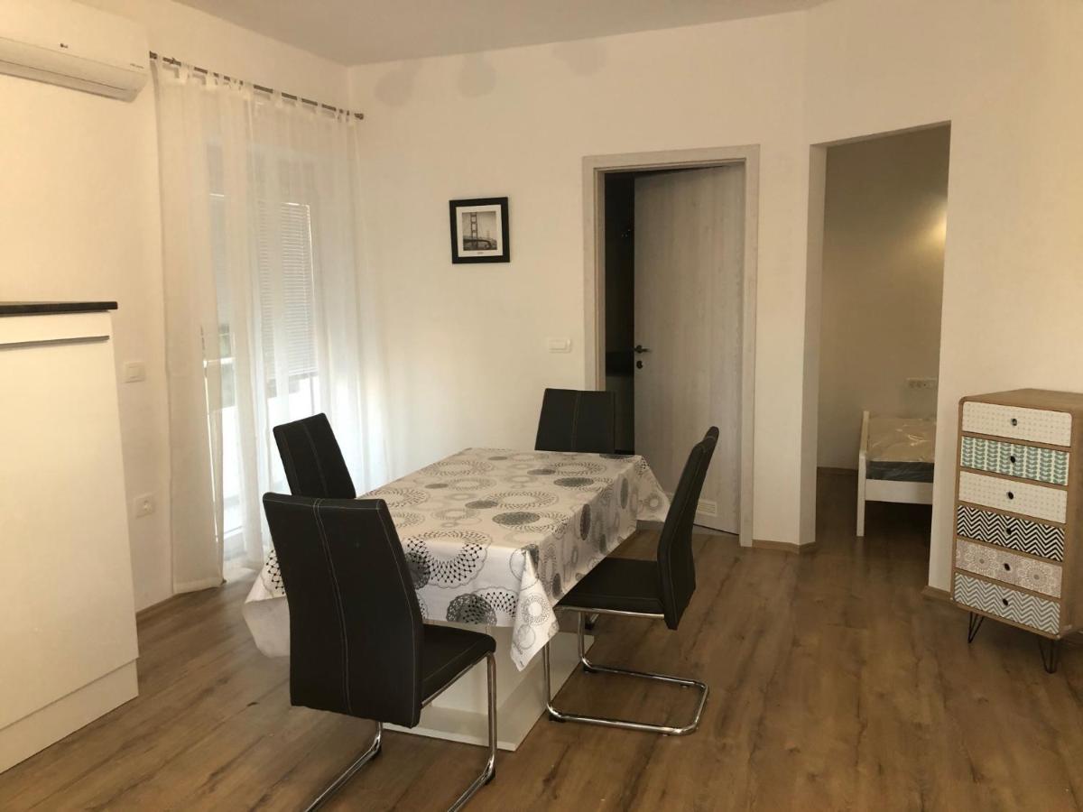 Apartmaji Meduza Izola Buitenkant foto